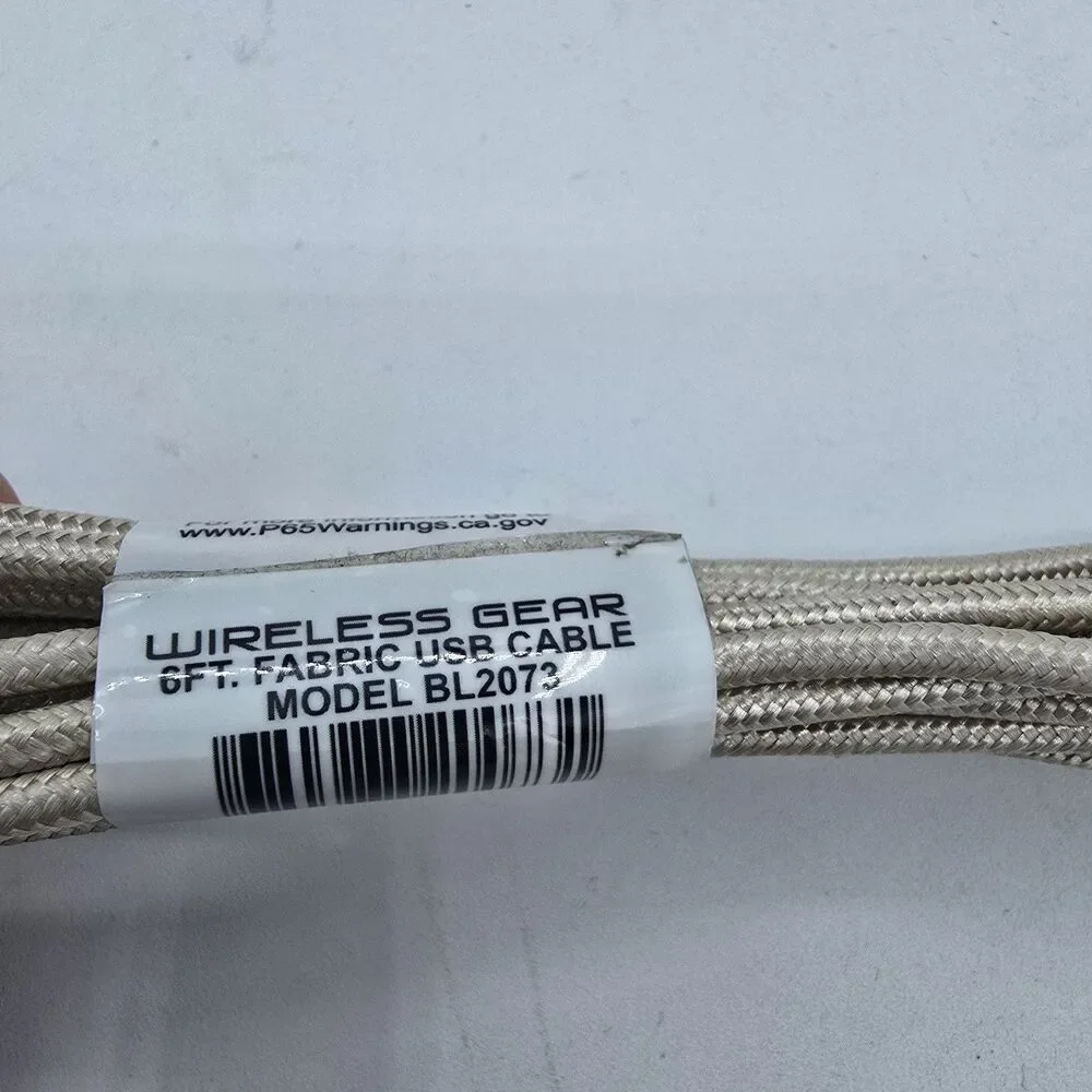Wireless Gear 6 ft micro usb sync and charge cable. Fabric material.